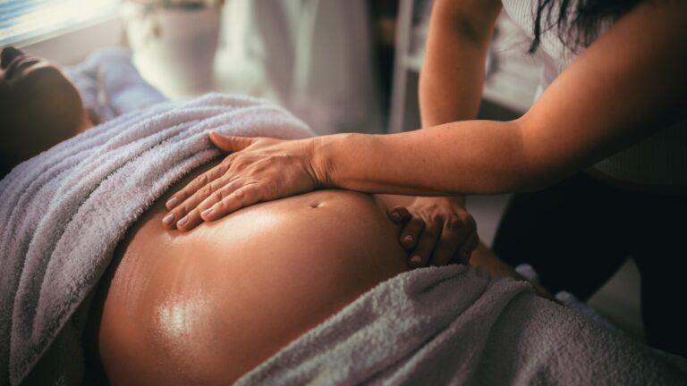 prenatal massage Dubai